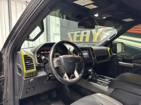 More photos of 2019 Ford F-150 Raptor at Seay Motors, KY