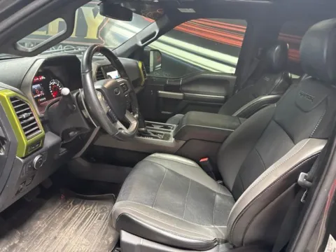 More photos of 2019 Ford F-150 Raptor at Seay Motors, KY