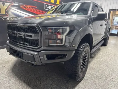 Photos of 2019 Ford F-150 Raptor for sale in Mayfield, KY at Seay Motors