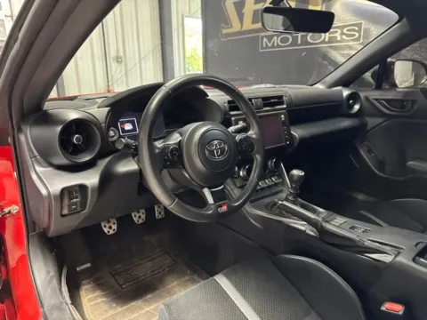 More photos of 2023 Toyota GR86 Premium at Seay Motors, KY