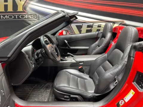 More photos of 2007 Chevrolet Corvette at Seay Motors, KY