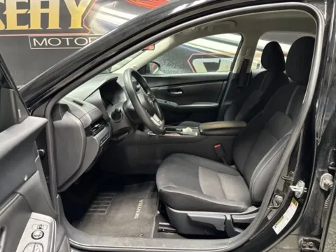 More photos of 2024 Nissan Sentra SV at Seay Motors, KY