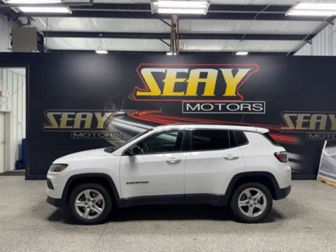 Photos of 2024 Jeep Compass Latitude for sale in Mayfield, KY at Seay Motors