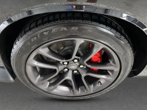 More photos of 2021 Dodge Challenger R/T Scat Pack at Seay Motors, KY