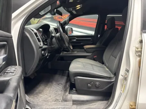 More photos of 2022 Ram 1500 Big Horn/Lone Star at Seay Motors, KY