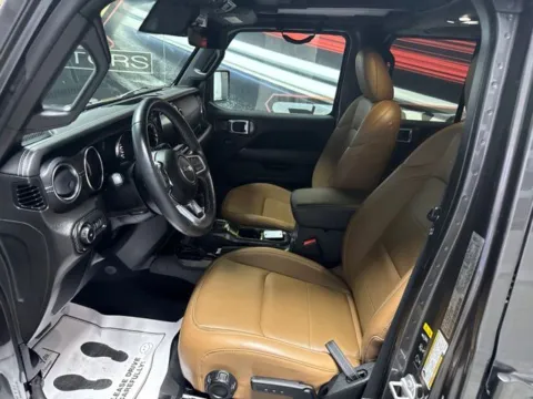 More photos of 2022 Jeep Wrangler Unlimited Sahara at Seay Motors, KY