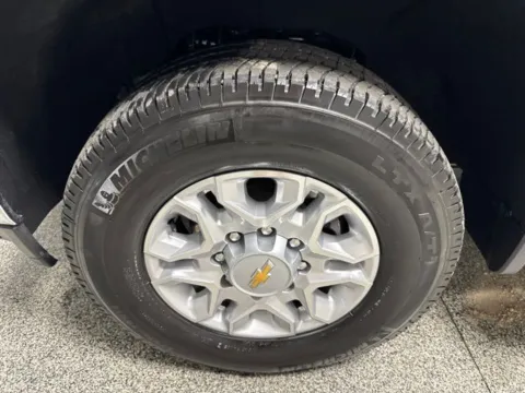 More photos of 2022 Chevrolet Silverado 2500 HD LT at Seay Motors, KY