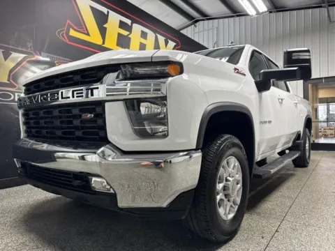 Photos of 2022 Chevrolet Silverado 2500 HD LT for sale in Mayfield, KY at Seay Motors