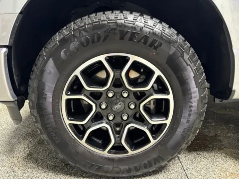 More photos of 2022 Ford F-150 XLT at Seay Motors, KY