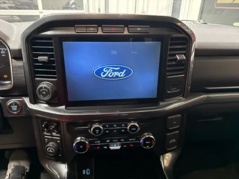 More photos of 2022 Ford F-150 XLT at Seay Motors, KY