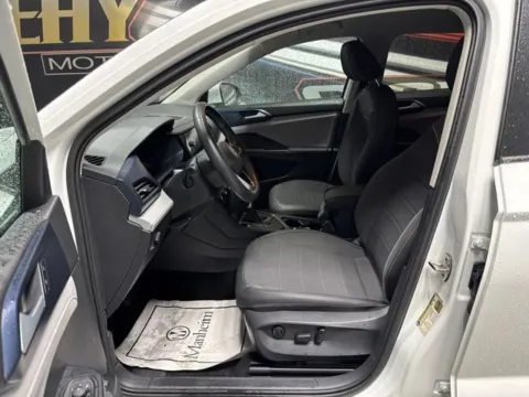 More photos of 2024 Volkswagen Taos 1.5T SE at Seay Motors, KY