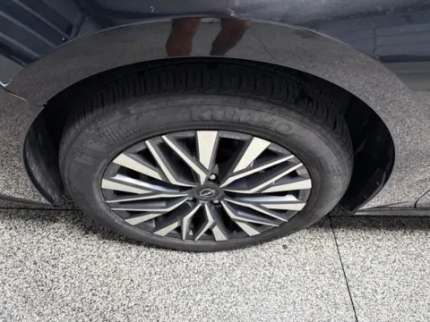 Another view of 2025 Nissan Altima 2.5 SV for sale in Mayfield, KY at Seay Motors