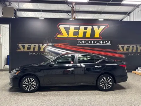 Another view of 2025 Nissan Altima 2.5 SV for sale in Mayfield, KY at Seay Motors