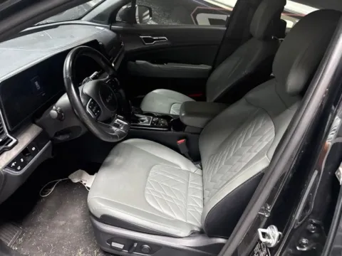 More photos of 2023 Kia Sportage X-Line at Seay Motors, KY