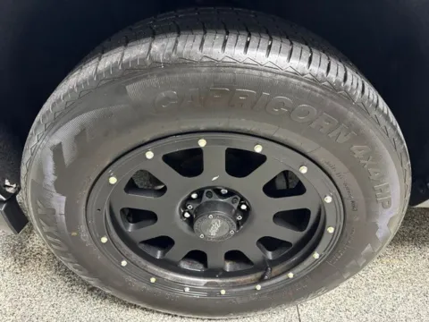 More photos of 2018 Chevrolet Silverado 1500 LT at Seay Motors, KY