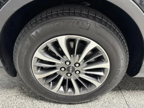 More photos of 2023 Lincoln Nautilus Standard at Seay Motors, KY