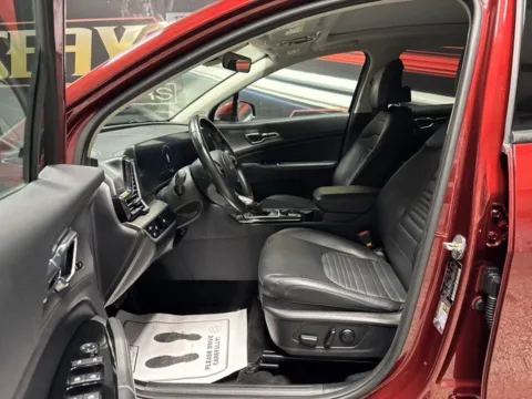 More photos of 2023 Kia Sportage SX-Prestige at Seay Motors, KY