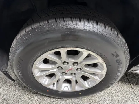 More photos of 2018 GMC Yukon SLT at Seay Motors, KY