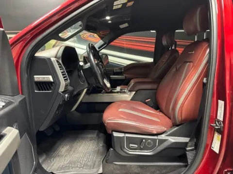 More photos of 2018 Ford F-150 Platinum at Seay Motors, KY