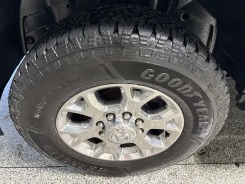 More photos of 2021 Ram 2500 Laramie at Seay Motors, KY