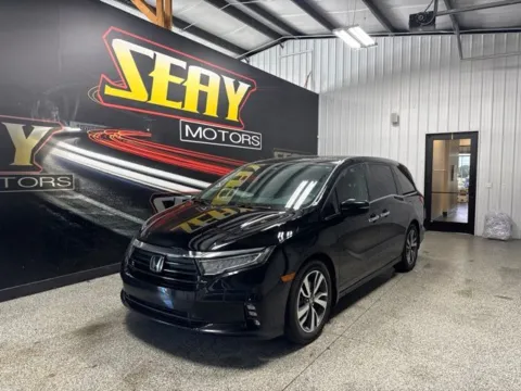Black 2022 Honda Odyssey Touring for sale in Mayfield, KY