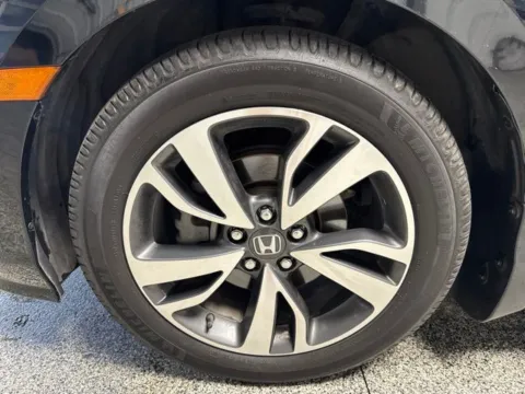 Another view of 2022 Honda Odyssey Touring for sale in Mayfield, KY at Seay Motors