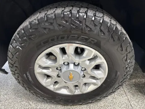 More photos of 2025 Chevrolet Silverado 2500 HD LT at Seay Motors, KY