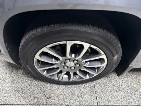 More photos of 2020 GMC Acadia Denali at Seay Motors, KY