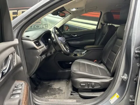 More photos of 2020 GMC Acadia Denali at Seay Motors, KY