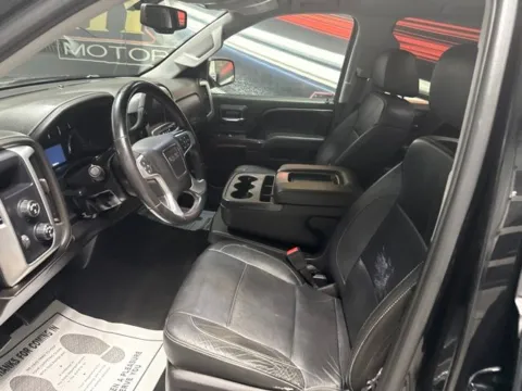 More photos of 2017 GMC Sierra 1500 SLT at Seay Motors, KY