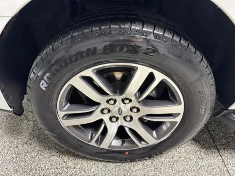 More photos of 2024 Ford Expedition Limited at Seay Motors, KY