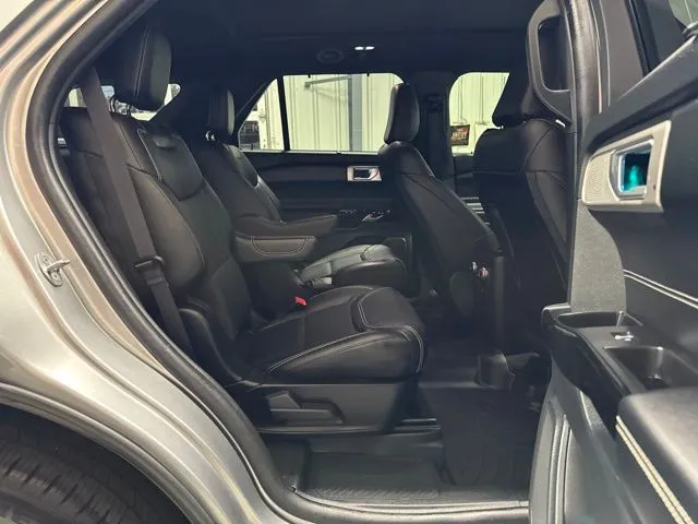2023 Ford Explorer ST - Photo 23