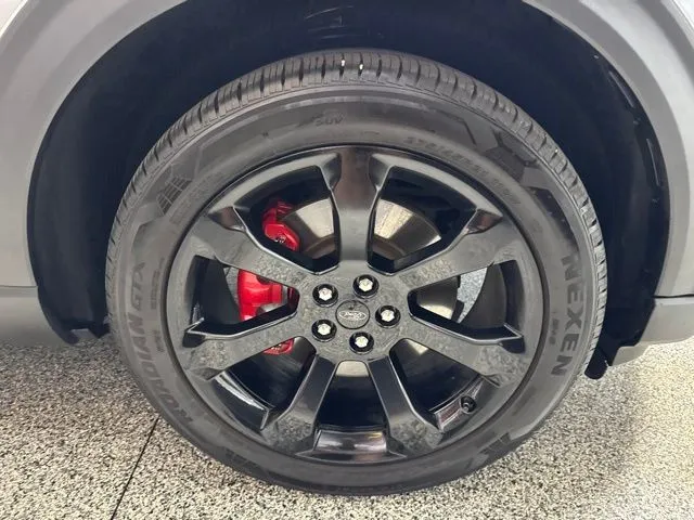 2023 Ford Explorer ST - Photo 28