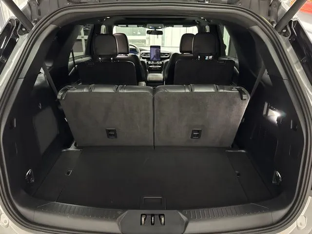 2023 Ford Explorer ST - Photo 20