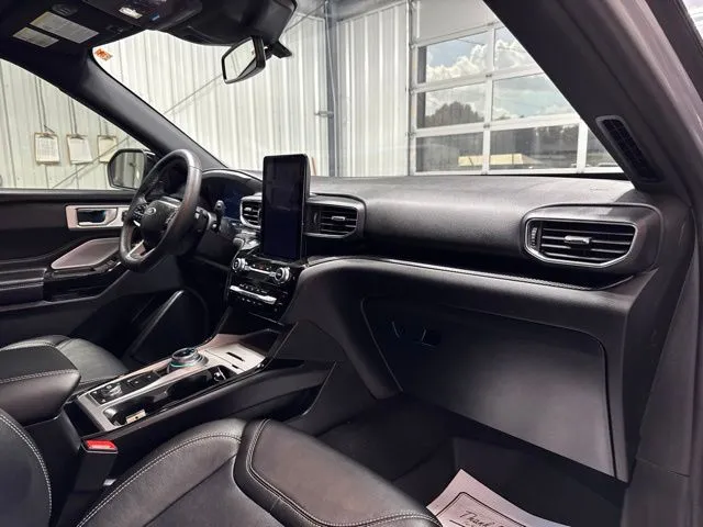 2023 Ford Explorer ST - Photo 26
