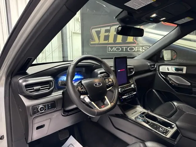 2023 Ford Explorer ST - Photo 6