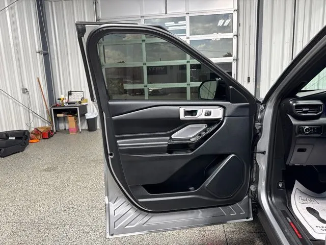 2023 Ford Explorer ST - Photo 7