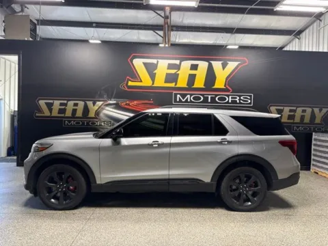 Photos of 2023 Ford Explorer ST for sale in Mayfield, KY at Seay Motors