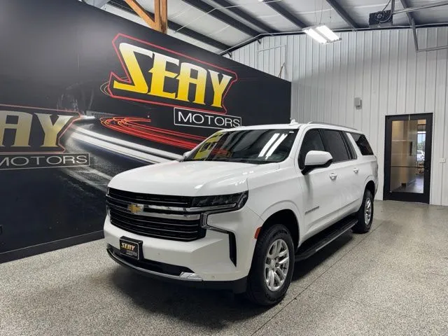White 2024 Chevrolet Suburban LT for sale in Mayfield, KY