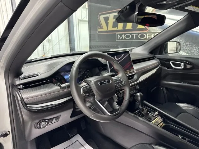 2025 Jeep Compass Trailhawk - Photo 6