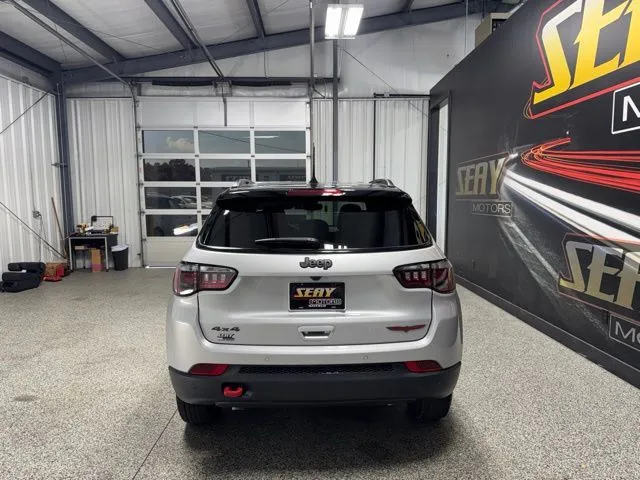 2025 Jeep Compass Trailhawk - Photo 18