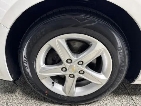 More photos of 2022 Chevrolet Malibu LS at Seay Motors, KY