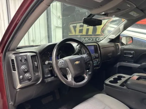 More photos of 2017 Chevrolet Silverado 1500 LT at Seay Motors, KY