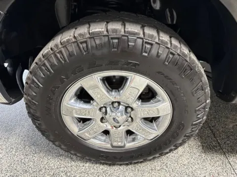 More photos of 2014 Ford F-150 XLT at Seay Motors, KY