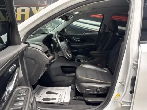 More photos of 2023 GMC Terrain AT4 at Seay Motors, KY