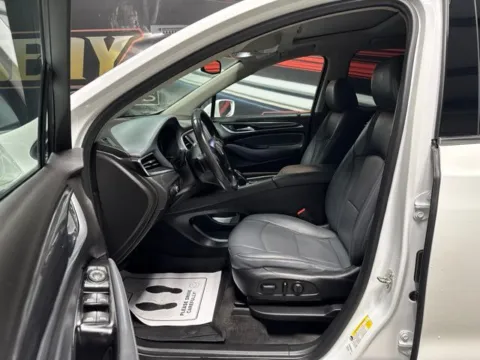 More photos of 2020 Buick Enclave Essence at Seay Motors, KY