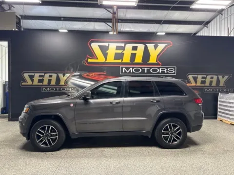 Photos of 2020 Jeep Grand Cherokee Trailhawk for sale in Mayfield, KY at Seay Motors