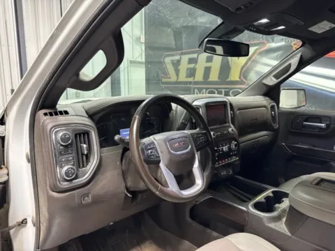 More photos of 2021 GMC Sierra 1500 SLT at Seay Motors, KY