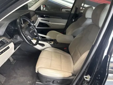 More photos of 2022 Kia Telluride SX at Seay Motors, KY