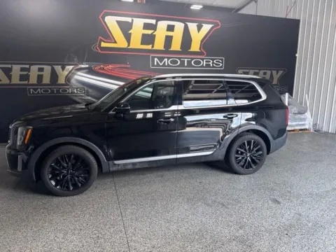 Photos of 2022 Kia Telluride SX for sale in Mayfield, KY at Seay Motors